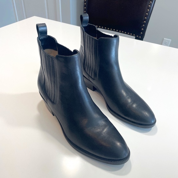Ralph Lauren Black Leather Bottie - Picture 1 of 7